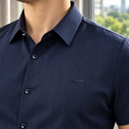 [LEVE 5 PAGUE 3] Camisa Masculina Trevor em Seda Gelo e Poliéster (Qualidade e Presença de Verdade!)