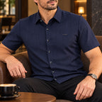 [LEVE 5 PAGUE 3] Camisa Masculina Trevor em Seda Gelo e Poliéster (Qualidade e Presença de Verdade!)